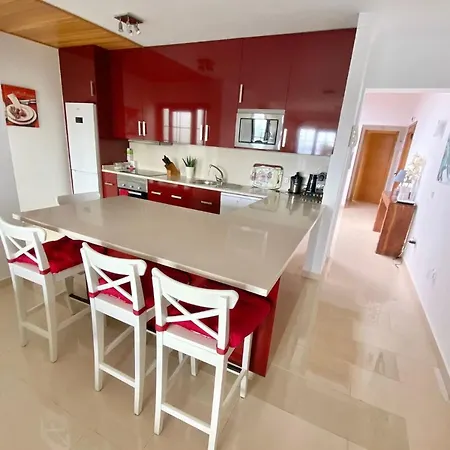 Fully Fitted With A Private Pool Atlantica